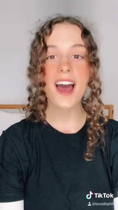 This Is Magic 🤪 ( Her Free Folder In Comments below 👇🔥 )