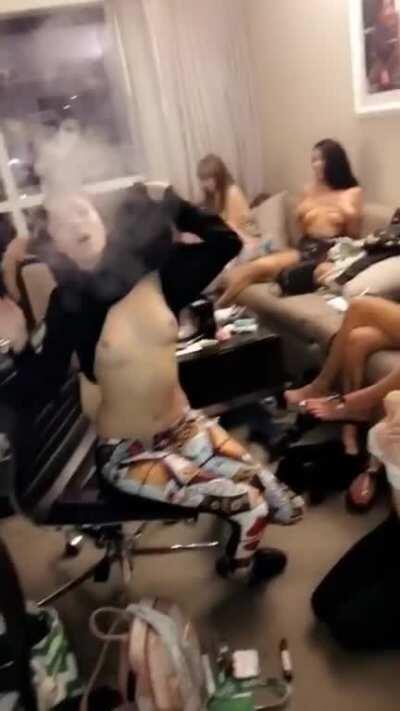 MadisonC1997 AND Mollymeowz AND Avamfc AND Youwantsumfuck AKA Kyliejeanmfc AKA Effy Elizabeth