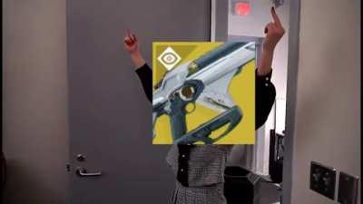 Telesto breaking the Gm this week be like: