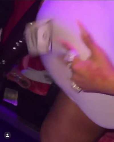 SHE SO NASTY I LOVE IT 😩