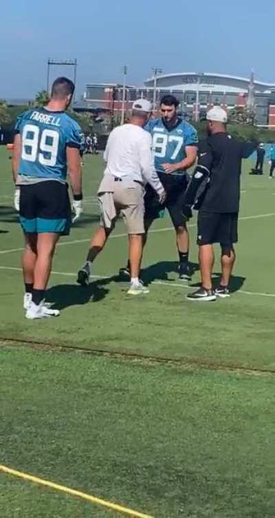 Urban working with TE's on form
