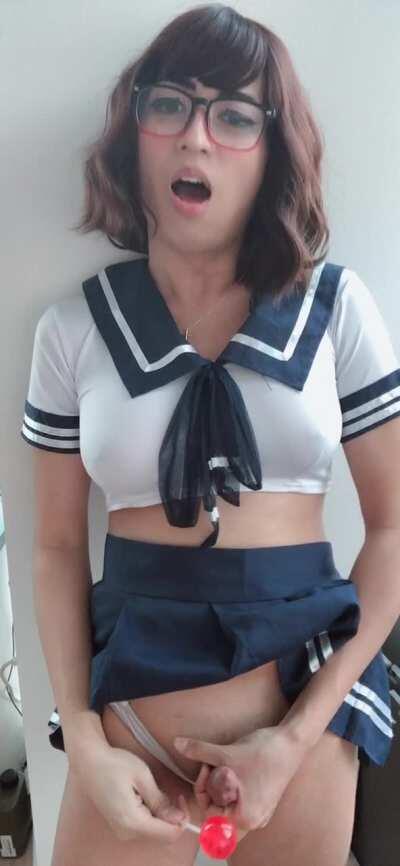 Going to start sharing stuff from our Twitter here too, starting off with my first cumming on a lollipop clip!