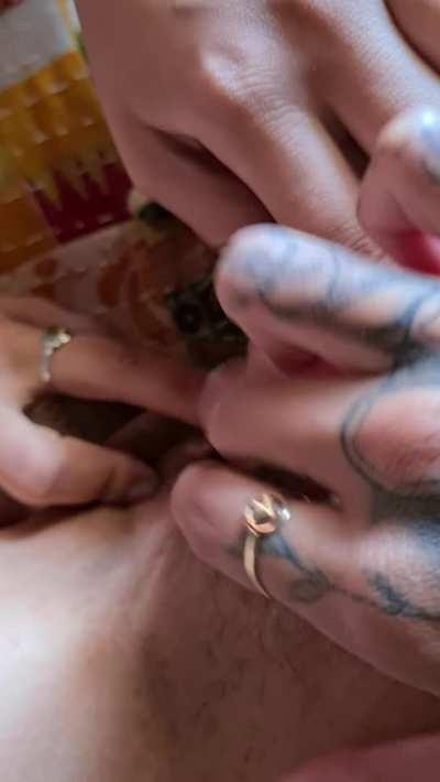 my gfs fingers make me squirt 💦😩😍 (drippingg 🥵🥵) u/freakyfairy51