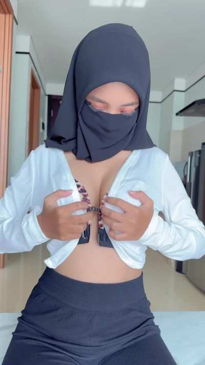 My juicy tits on full display