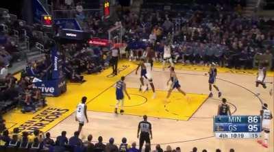 [highlight] Naz Reid with the slam