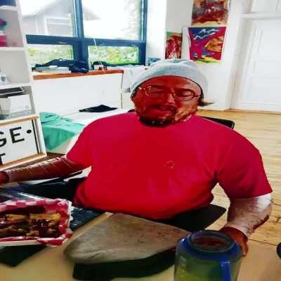 I got this as an ad on Instagram. Someone paid for this to be spread. I have not edited this at all. But its perfect just the way it is.