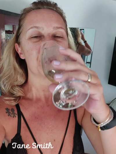 Hope u love what is waiting for u tonight (52y)