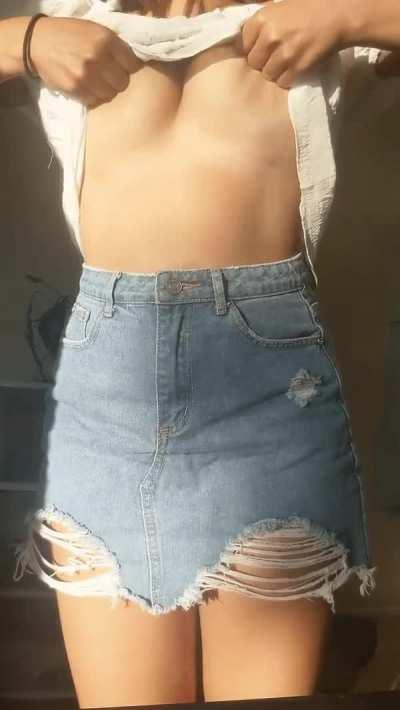 one day I'll get both to (f)all together. in the meantime, enjoy!