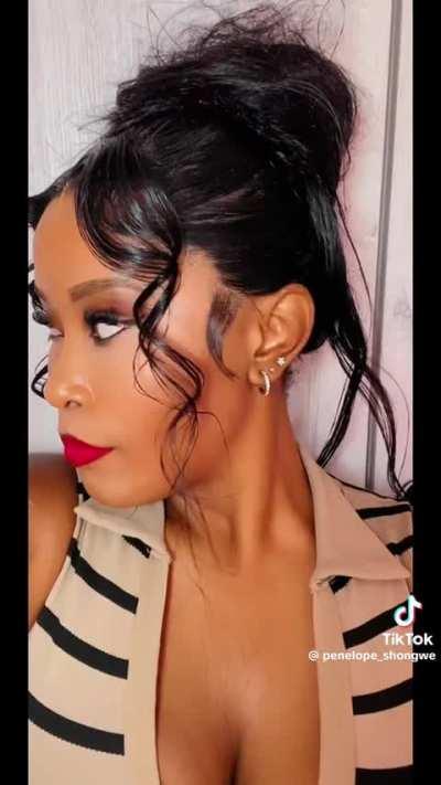 @penelope_shongwe Penelope Shongwe.
