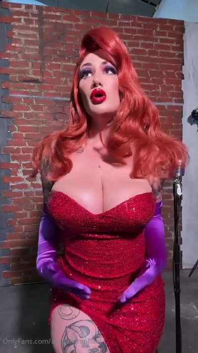 Arabelle’s so fucking hot in that ! 🥵🥵