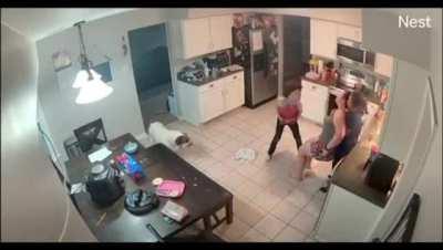 Kids spring into action to help mom having a seizure