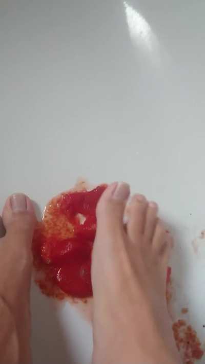 Crushing tomatoes again