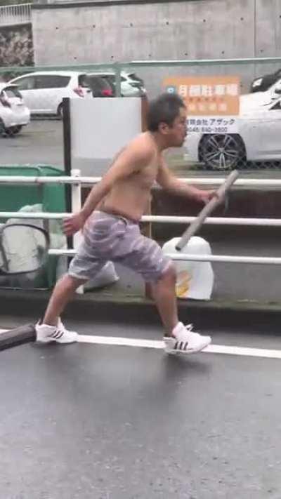 Saejima in the live action version of Y4 looks crazy