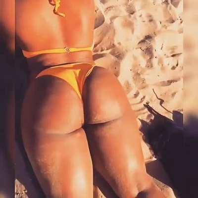 ONE OF THE BEST SHAPED THICK BIG BOOTY.