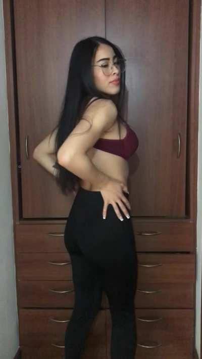 I'm just 4'11 but this bodywill make your cock explode