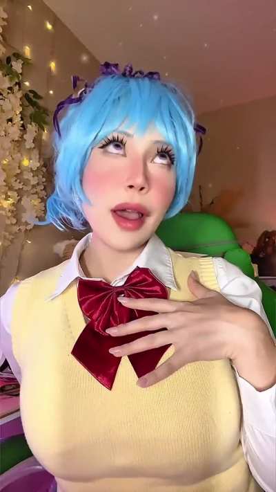 I&rsquo;m going to send a knuckle sandwich to everyone who comments 😘👊🏻