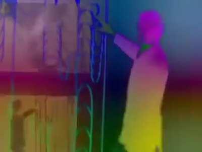 Minha mente quando o professor entra na sala