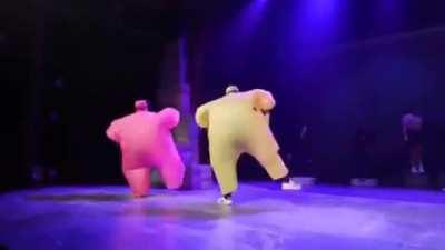 AMOGUS SMOGUS SCROTUS