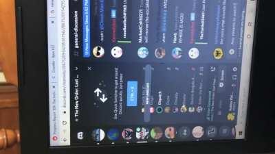 The VC a minute before the discord crashed