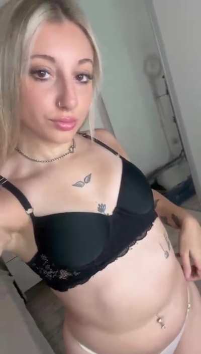 Got a thing for tall, good-looking guys with big... you know what!