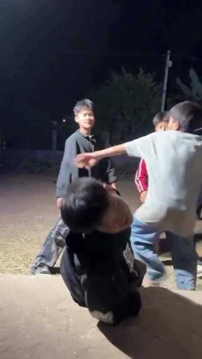 Xinese saars at it again