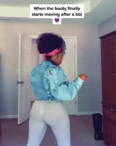 First real twerk 🍑  