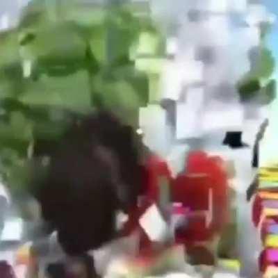 guys please Kevin |-|as tastey super monkei balz 2.71828 ([])<>_/=÷×+ \|{}$£¥₩ |-|2LP M€