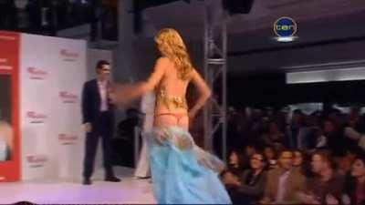 Miss Universe Cameraman Zooms In