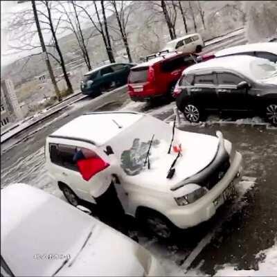 A little slab vs a big car.