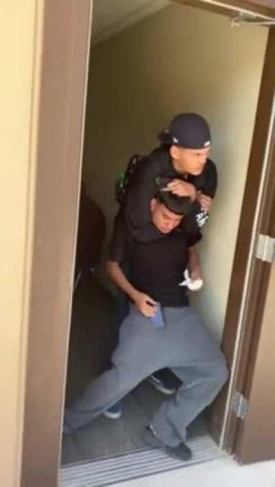 dude in my school got choked the fuck out