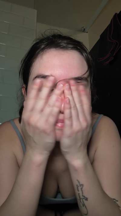 A naturally beautiful face with a little sweat