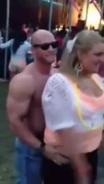 He lemme dance on him. Maybe he like me...HolUp!