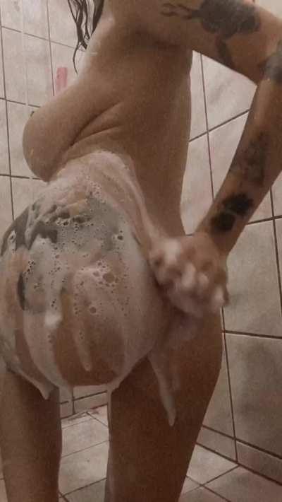Wanna shower with me? 😈 free aIbum belIow