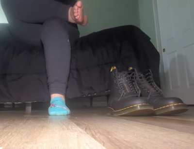 these socks 🧦are very dirty