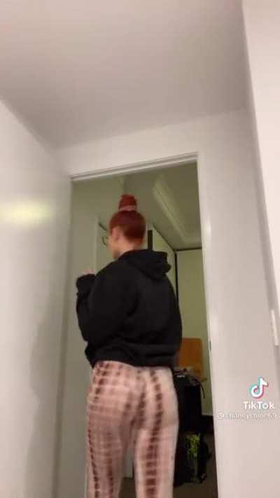 Soft & Jiggly No.237 Pt.2 😍🍑