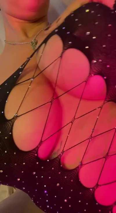 My boobs are officialy too big for my hands, could i borrow yours