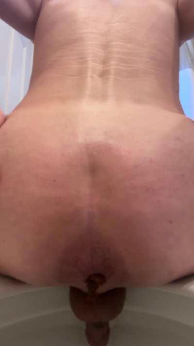 Fresh shave, fresh poo ;)