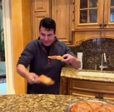 Papa bless u guys with some of the least enthusiastic dance I&rsquo;ve ever seen homie must be full