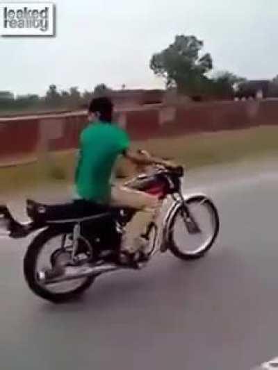 Look how awesome I can ride.