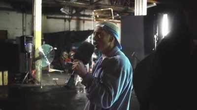 But cha picture on ma WALL