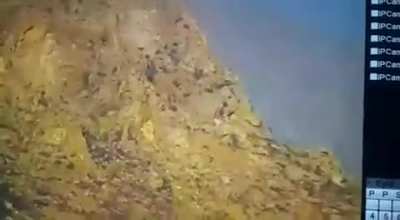 Turkish soldiers hit PKK positions in southeastern Turkey with mortar ammunition (2016)