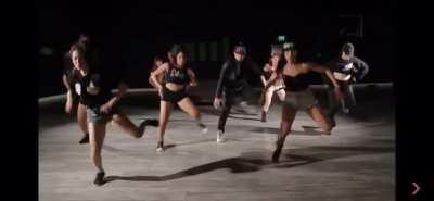 Megan batoon Twerking