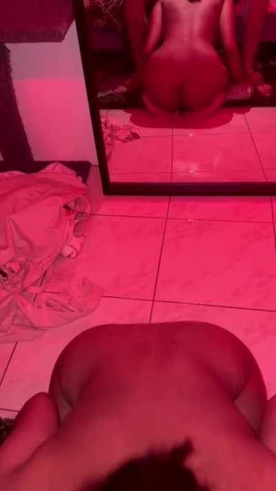 At the feet of a white man 18 (f)