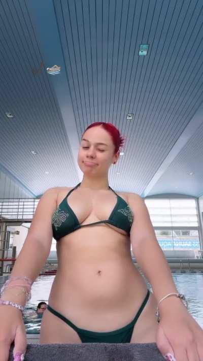 Grüner Bikini 