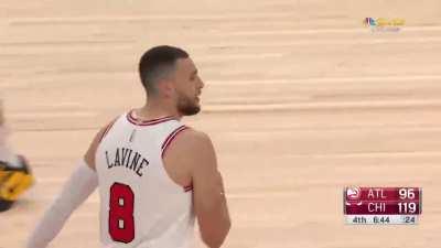 [Highlight] Javonte Green with the steal leading to Zach LaVine 360 dunk