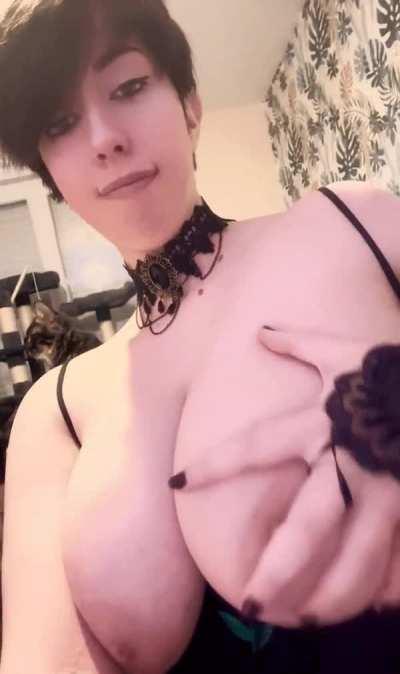 Goth mommy nipples are looking so suckable today ;)
