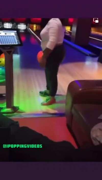 Knocks her Bf out with a bowling ball & throws a strike…