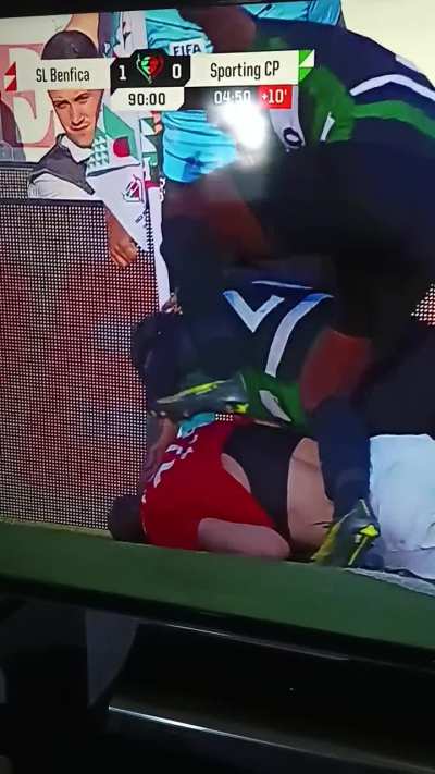 Como e que isto não e falta ou cartão ?????