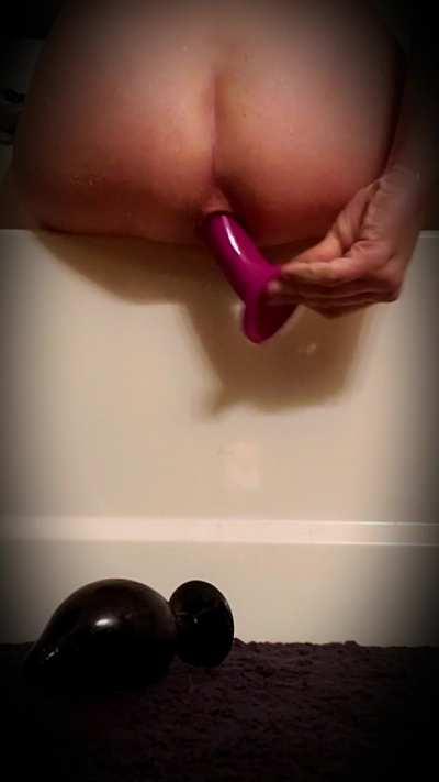 Push it out and replace it quickly! 🥵💦