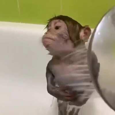 🔞INCREÍBLE🔞 Se filtra video en la ducha de el conocido streamer 